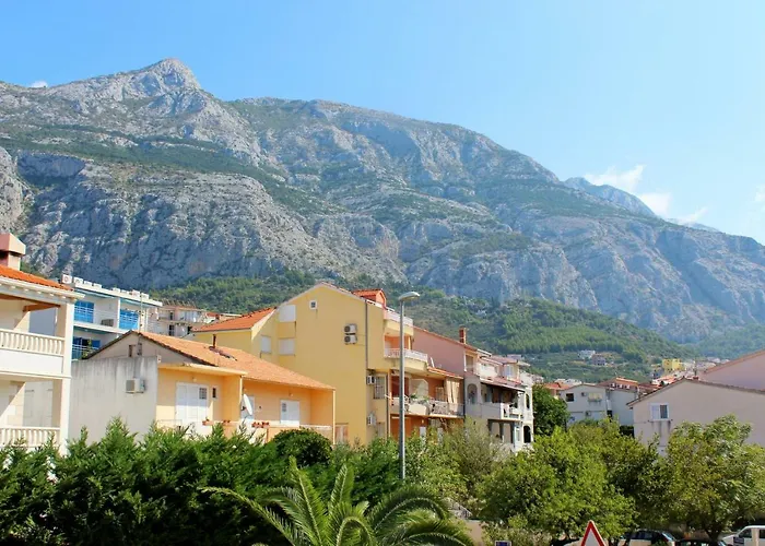 Magdalena Galileo Sa Pogledom Na I Plazu Lägenhet Makarska