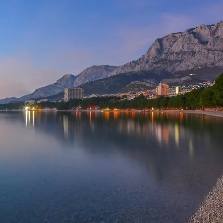 Lejlighed Magdalena Galileo Sa Pogledom Na I Plazu Makarska