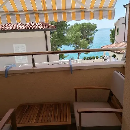 Magdalena Galileo Sa Pogledom Na I Plazu *