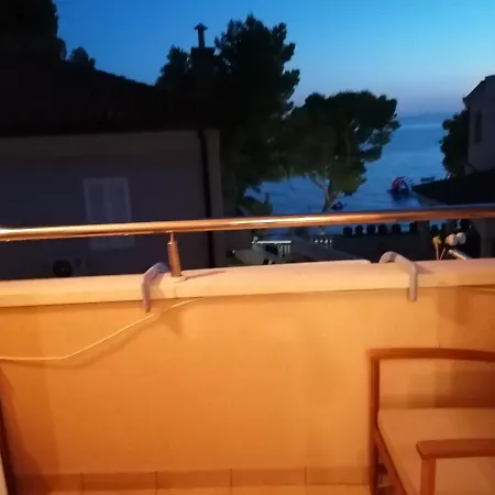 Magdalena Galileo Sa Pogledom Na I Plazu *