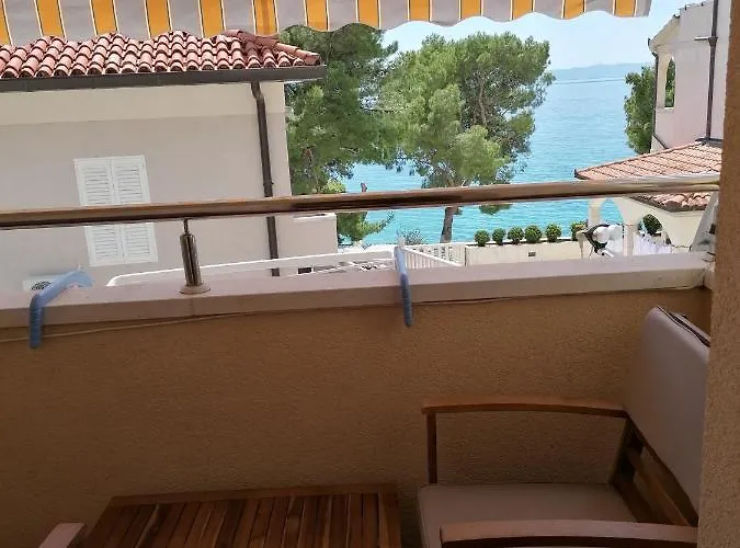 Magdalena Galileo Sa Pogledom Na I Plazu *