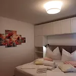 Magdalena Galileo Sa Pogledom Na I Plazu Apartmán Makarská